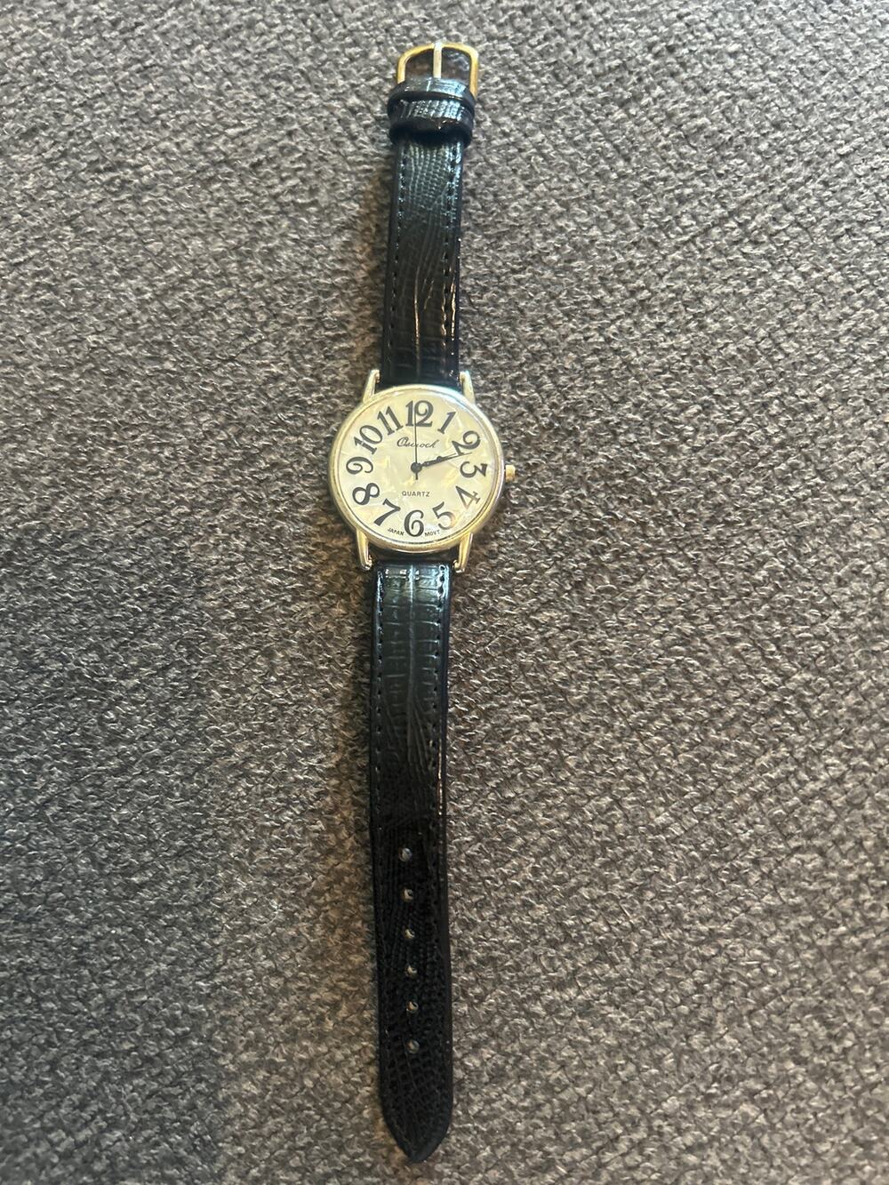 Osirock Quartz Stainless Steel Vintage Faux Crocodile Leather Strap Watch